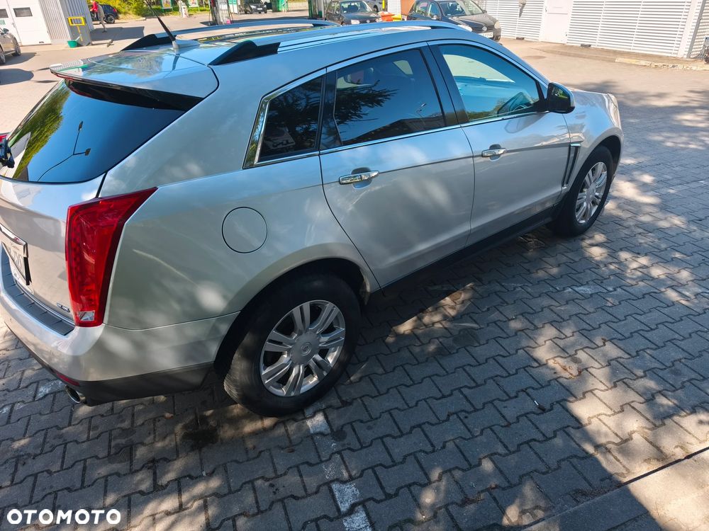 Cadillac SRX - 4