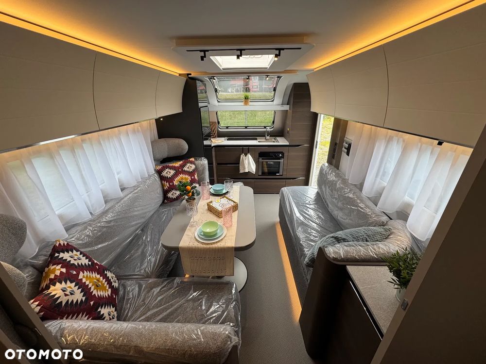 Adria Alpina 663 HT - 12