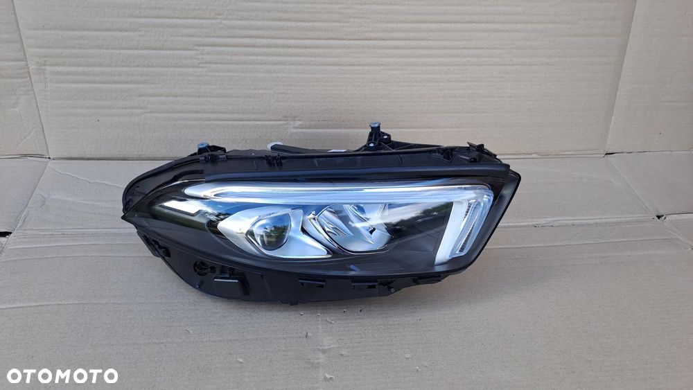 MERCEDES A KLASA W177 PRAWA LAMPA PRZÓD A1779060201 - 1