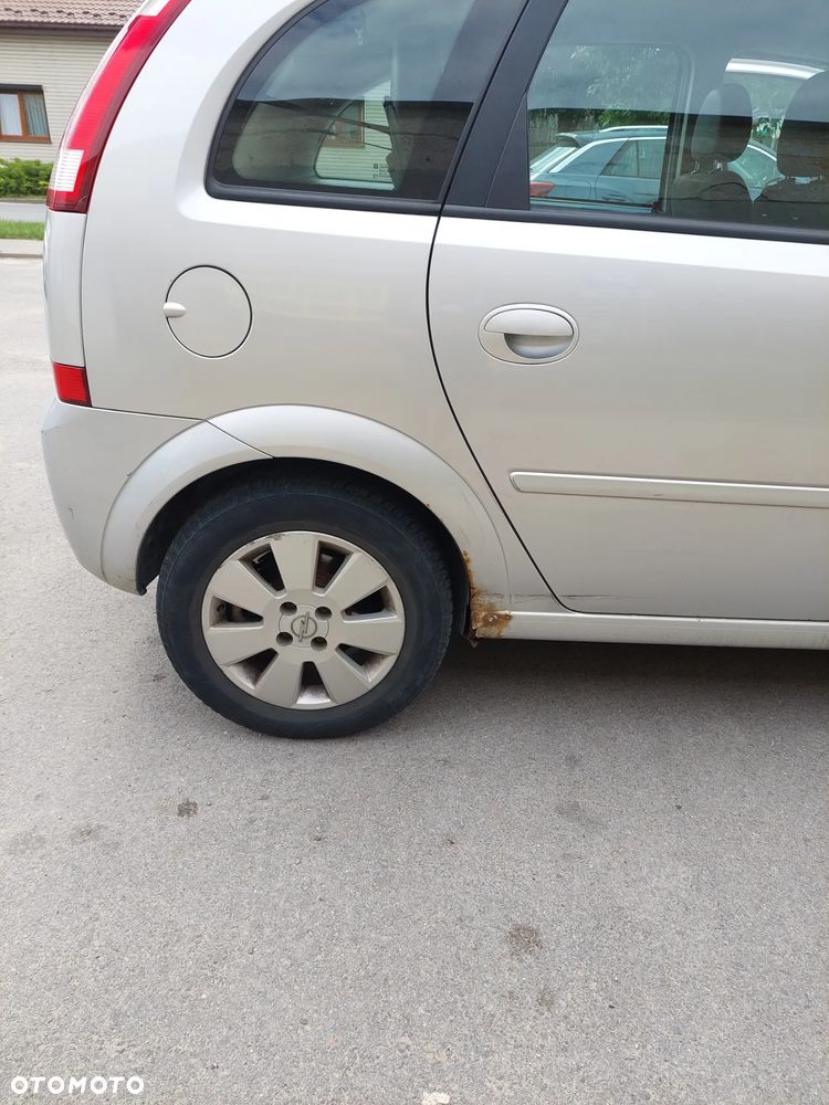 Opel Meriva 1.6 16V Cosmo - 14