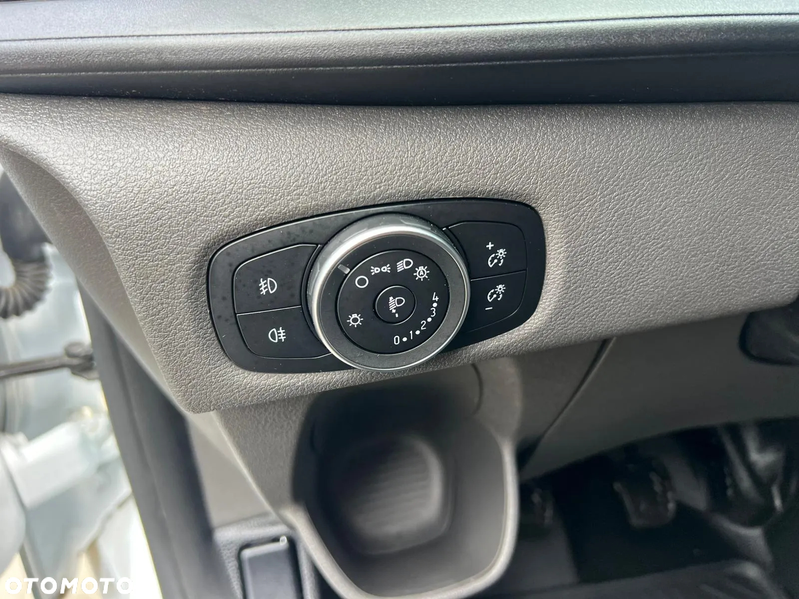 Ford Transit Custom - 16