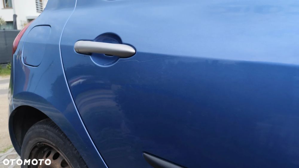 Renault Clio 1.2 16V Alize - 14