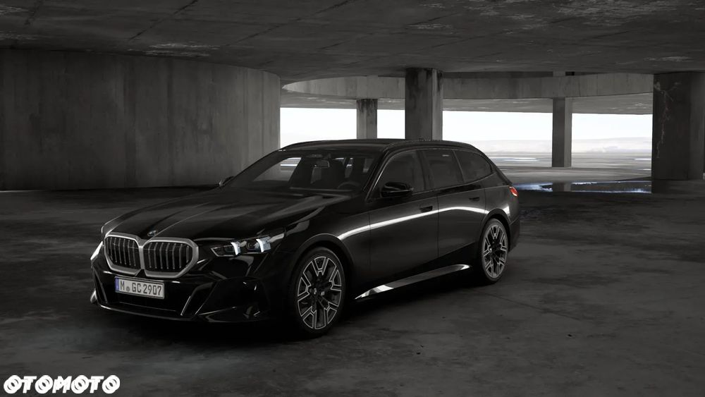 BMW Seria 5 520i mHEV M Sport - 2