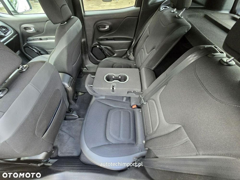 Jeep Renegade - 8