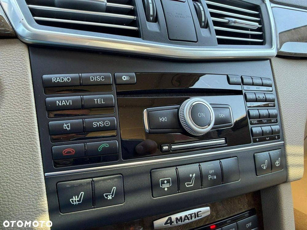 Mercedes-Benz Klasa E 500 4-Matic Avantgarde - 20