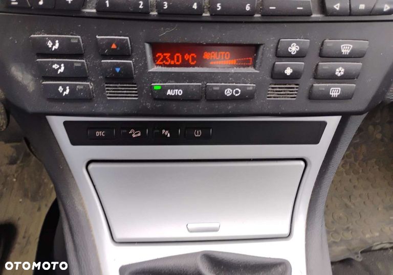 BMW X3 2.0d - 15
