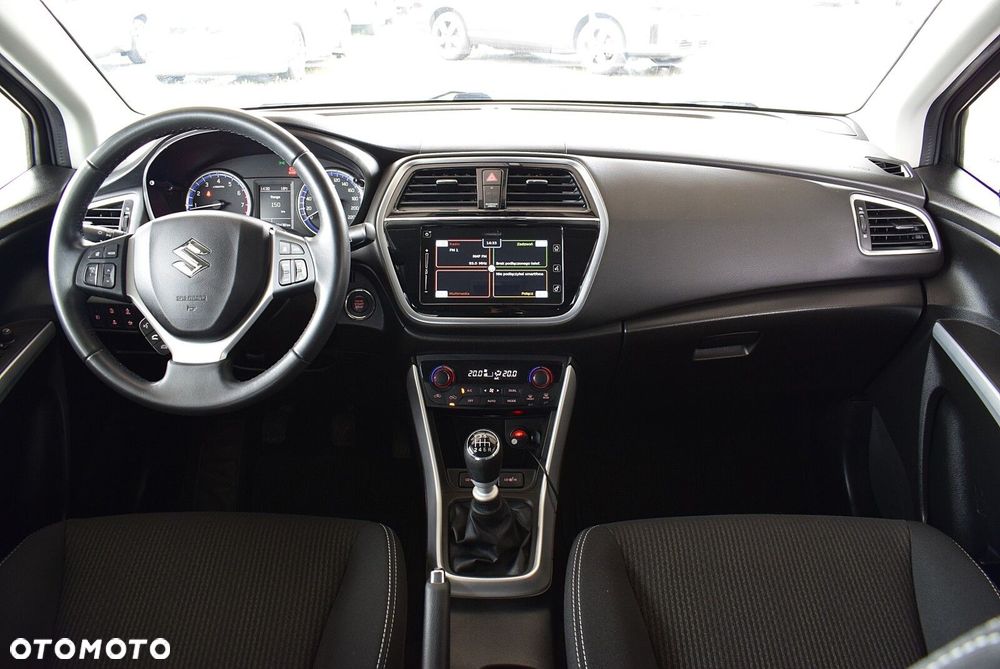 Suzuki SX4 S-Cross - 19