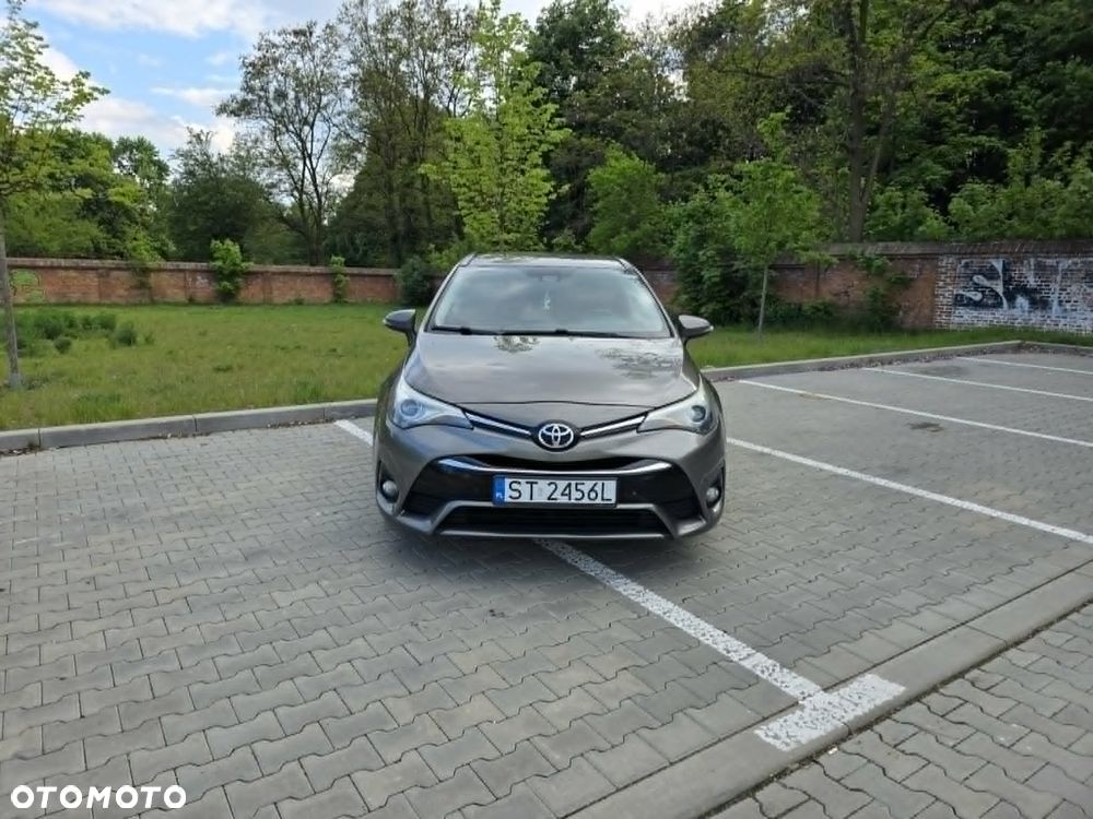 Toyota Avensis 1.8 Prestige MS - 5