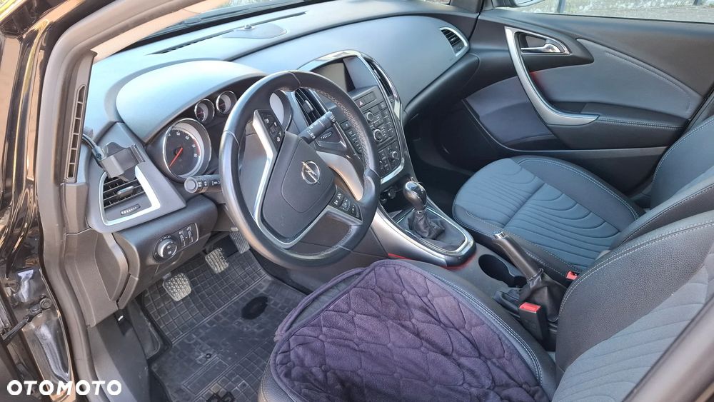 Opel Astra 1.4 T Cosmo - 2