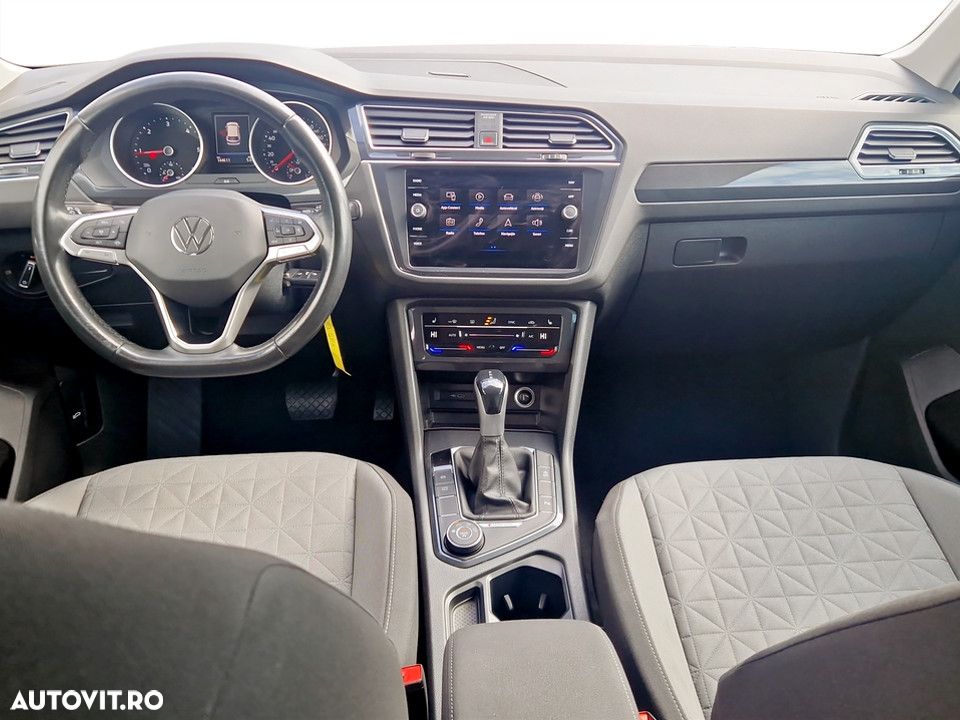 Volkswagen Tiguan 2.0 TDI SCR DSG 4Motion Life - 14