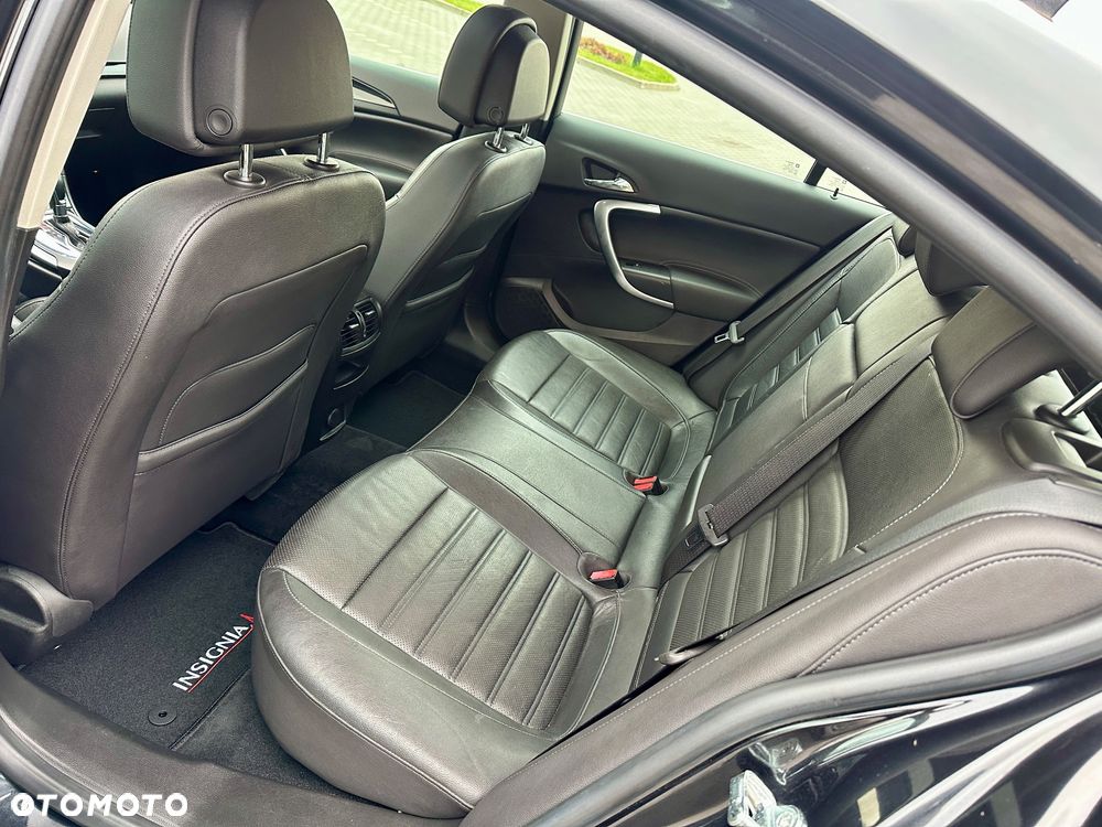Opel Insignia 2.0 Turbo Automatik 150 Jahre - 16