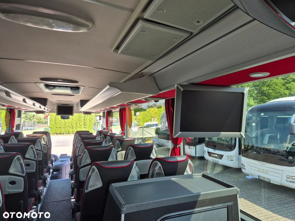 Mercedes-Benz RHD / SPROWADZONY/ 12 M / MANUAL/ EURO 6 - 29