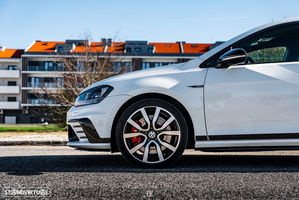 VW Golf GTI Clubsport DSG - 4