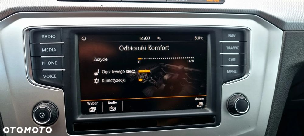 Volkswagen Passat 2.0 TDI BMT Comfortline DSG - 26