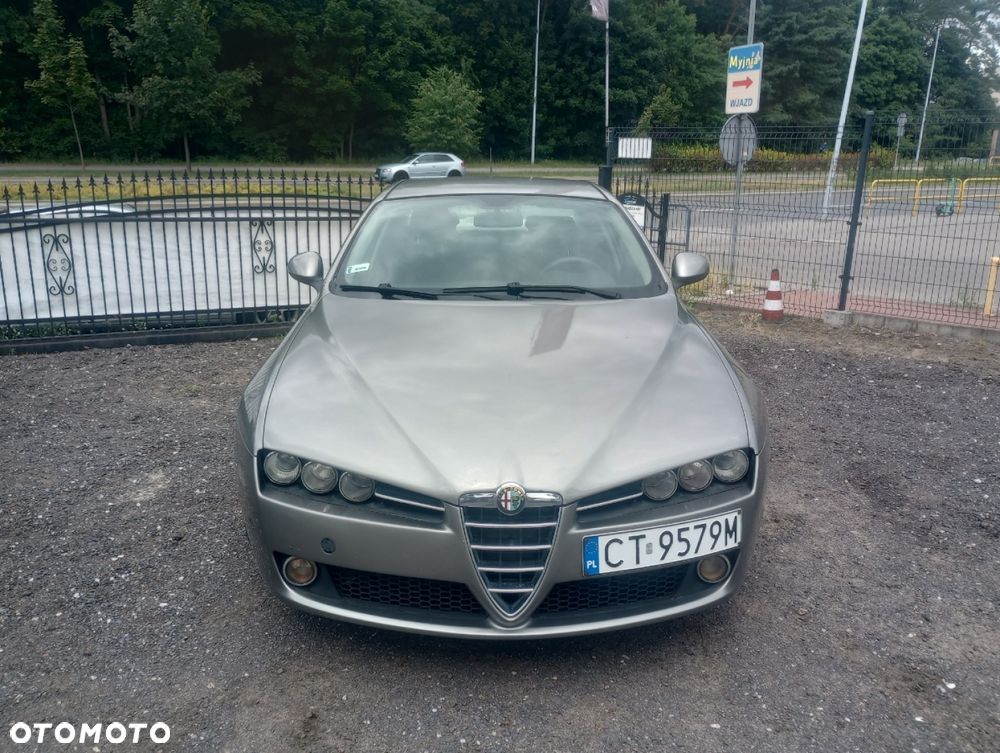Alfa Romeo 159 - 2