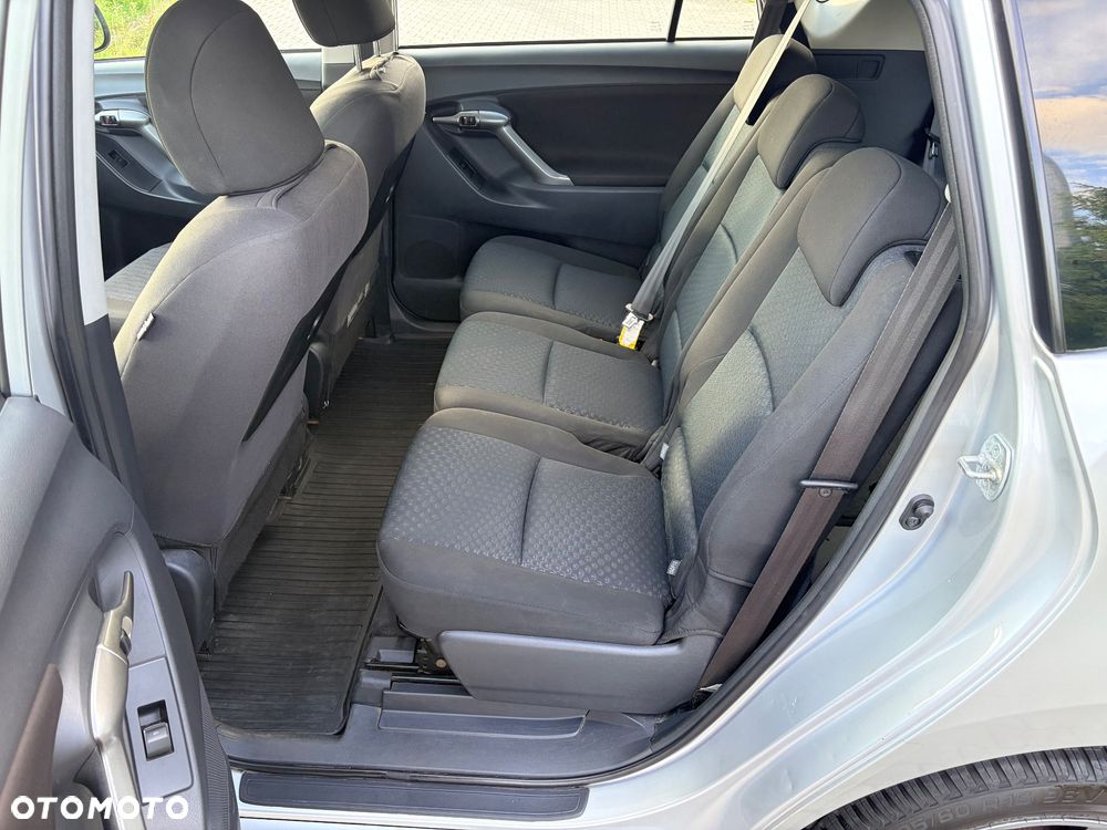 Toyota Verso 2.0 D-4D Life - 11