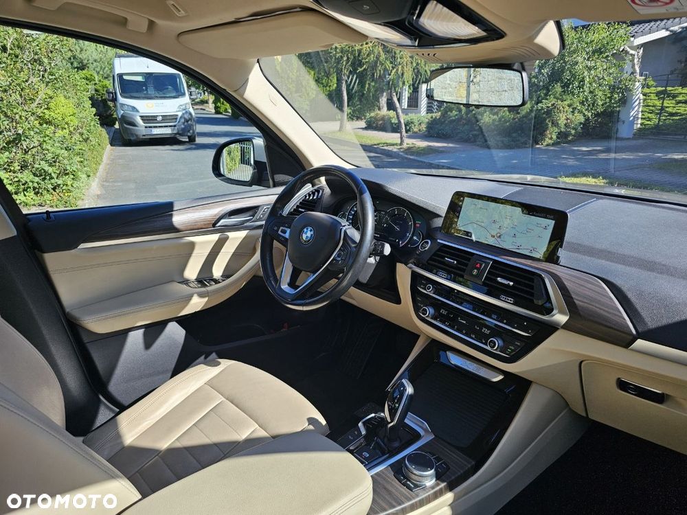 BMW X3 xDrive25d - 31