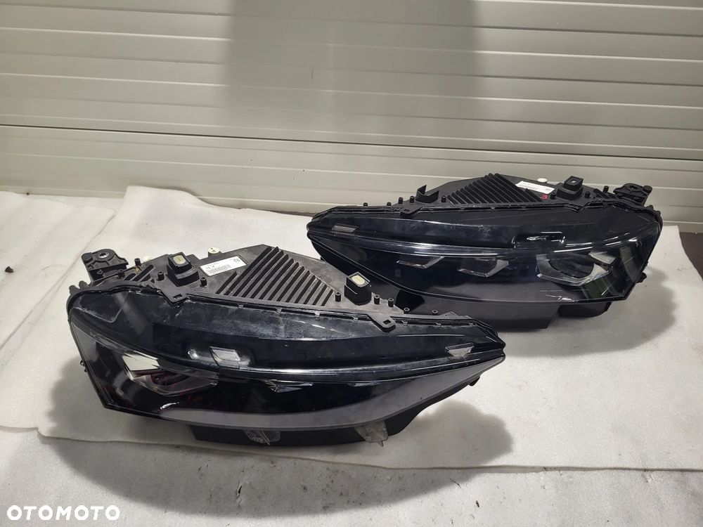 Citroen DS7 Crossback FULL LED KOMPLET LAMP PRZEDNICH 9841272780/9841273180 - 10