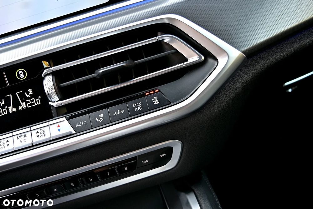 BMW X6 xDrive30d mHEV - 24