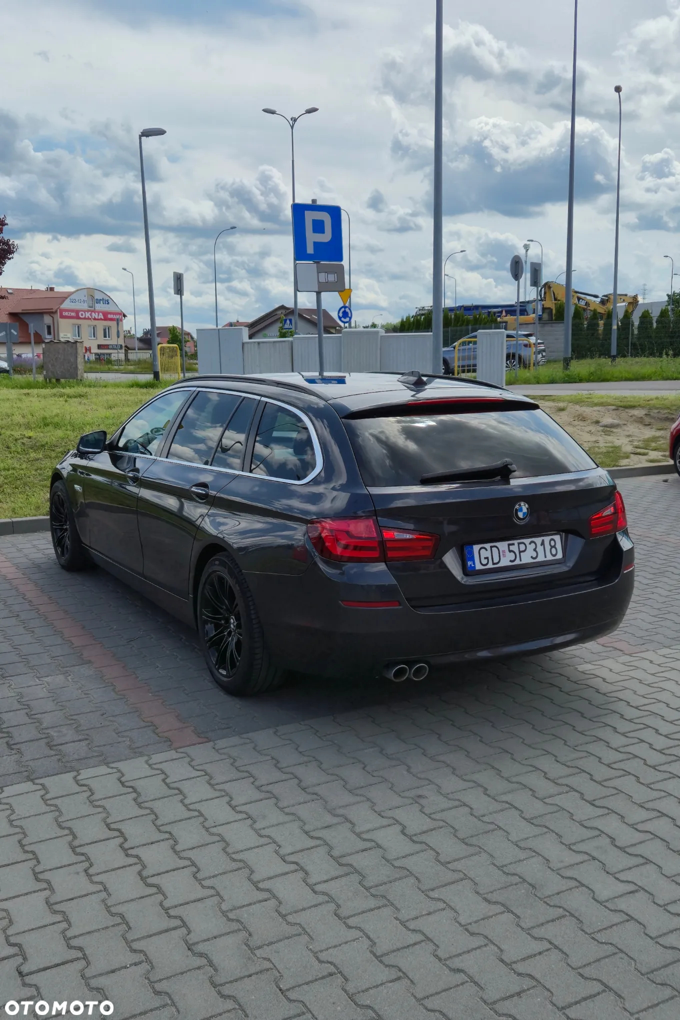 BMW Seria 5 520d Touring - 11
