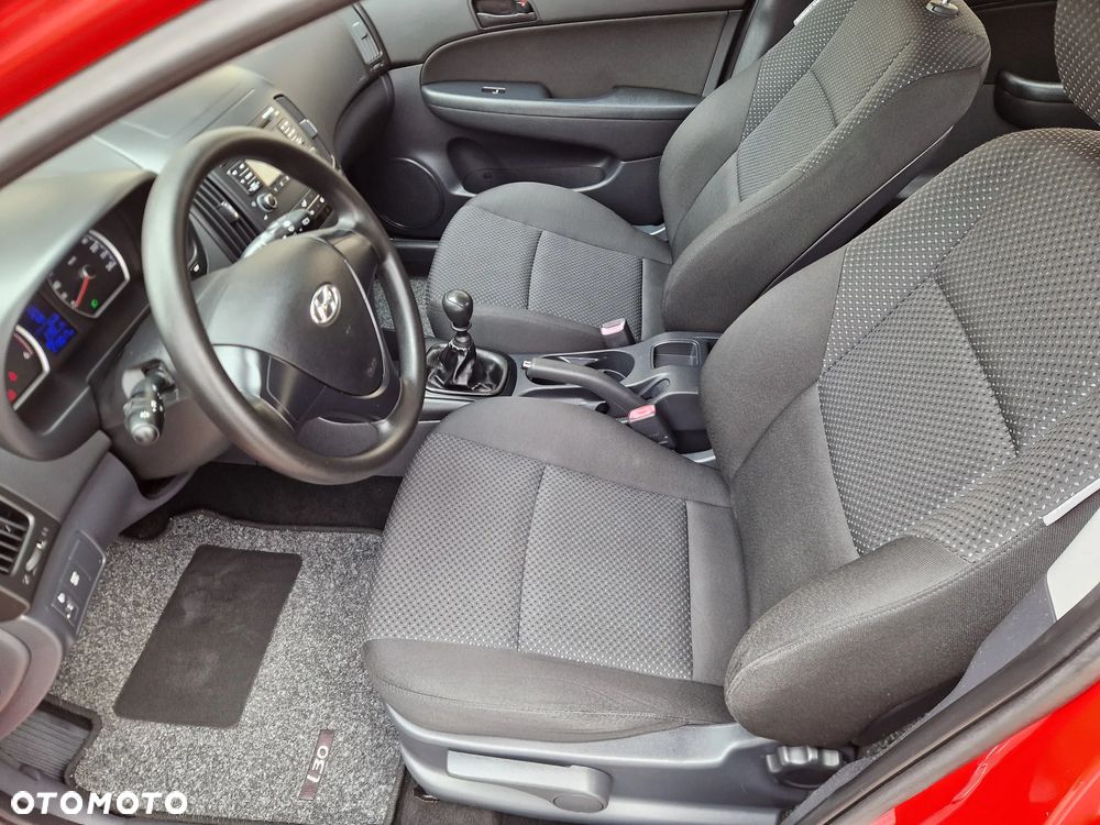 Hyundai i30 1.6 CRDi Comfort - 30