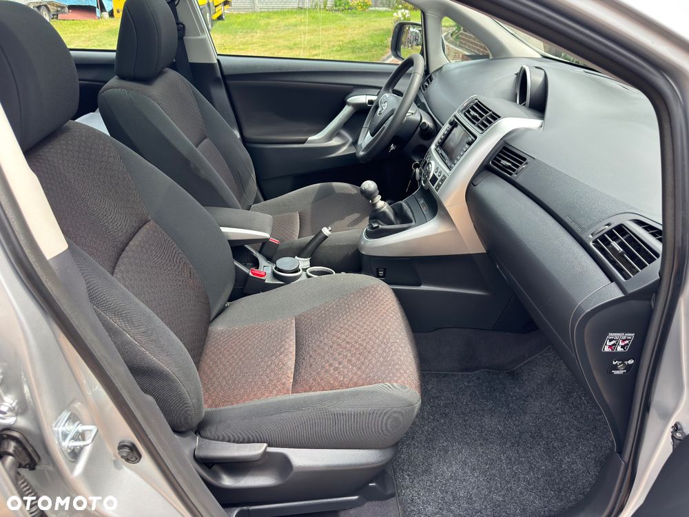 Toyota Verso - 28