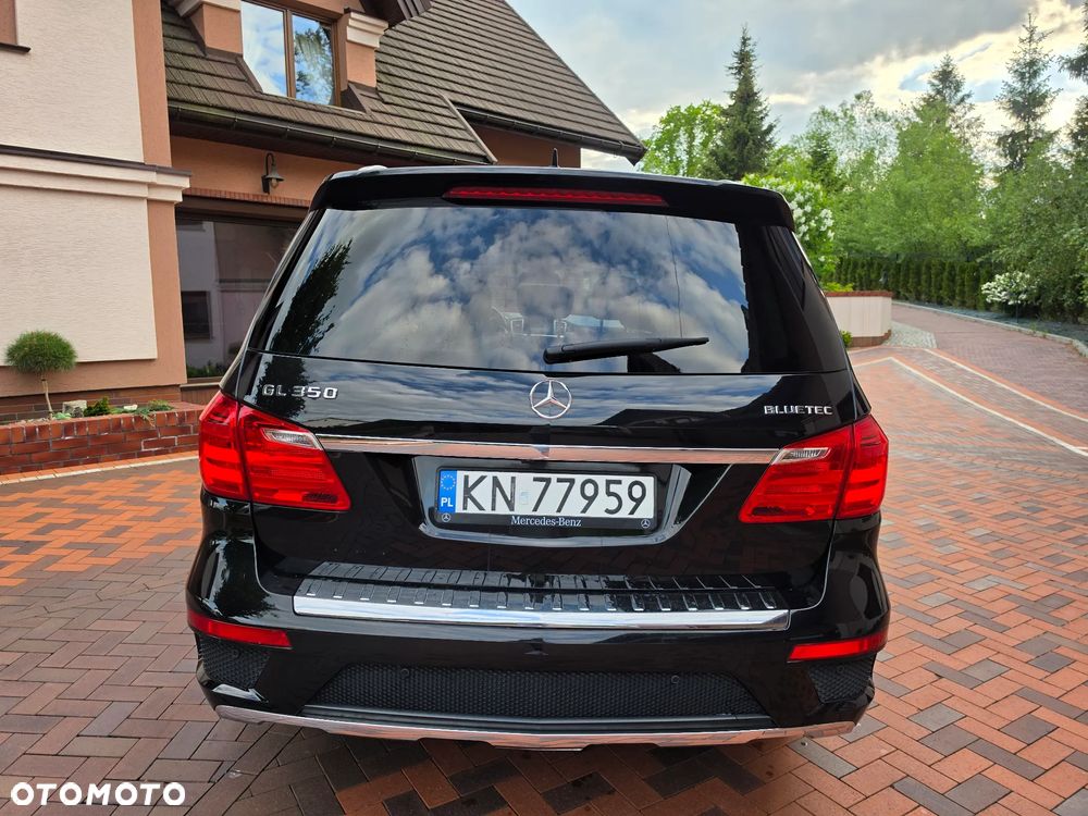 Mercedes-Benz GL 350 BlueTEC 4-Matic - 6