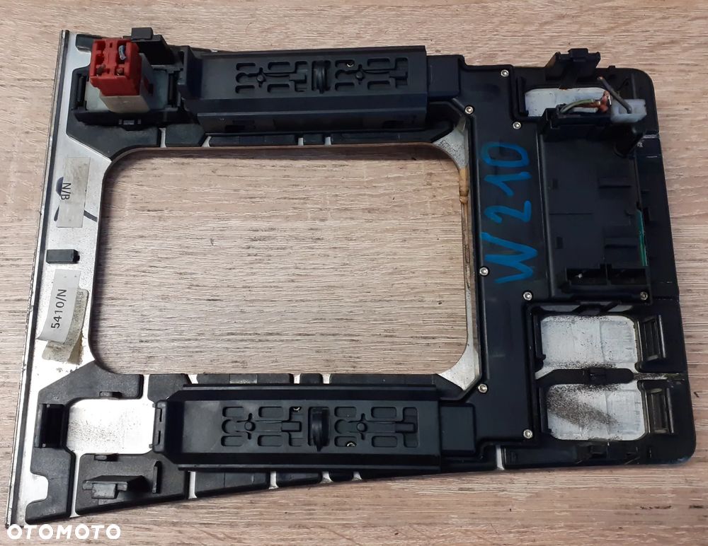 PANEL STEROWANIA SZYB OBUDOWA MIESZKA GALKI ZMIANY BIEGÓW MERCEDES W210 - 2