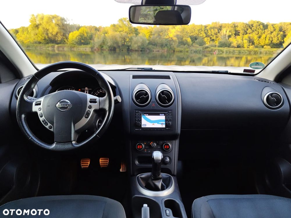 Nissan Qashqai 1.6 I-Way - 17