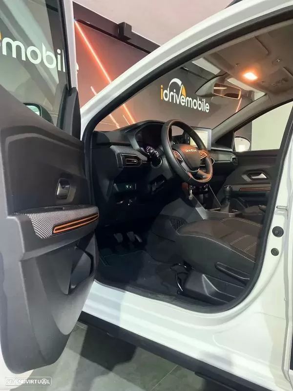 Dacia Sandero - 25