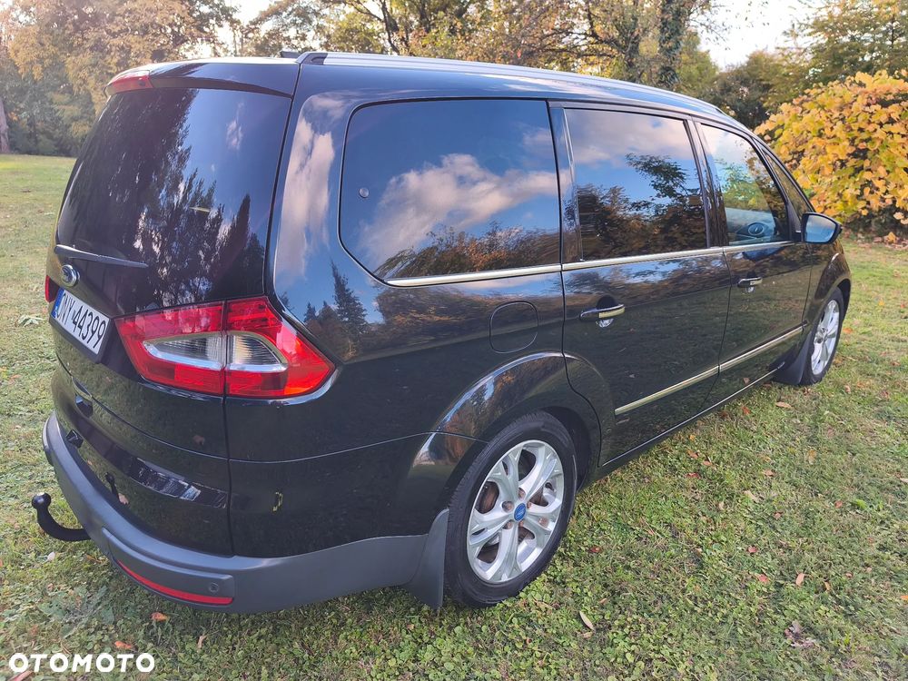Ford Galaxy 2012 photo 5
