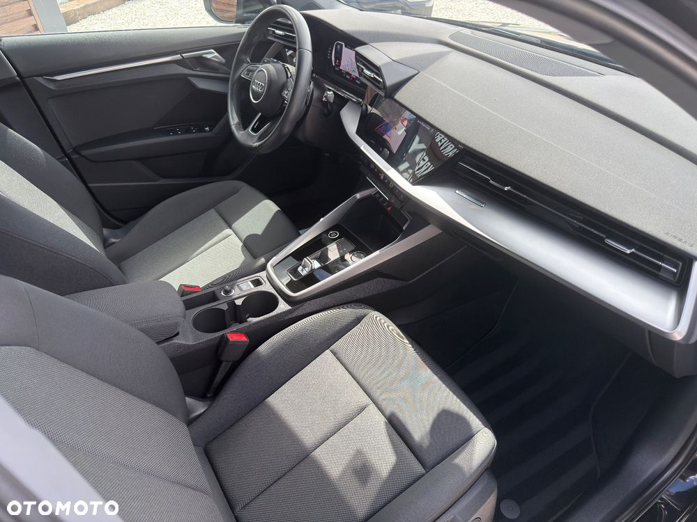 Audi A3 Sportback 35 TDI S tronic sport - 23