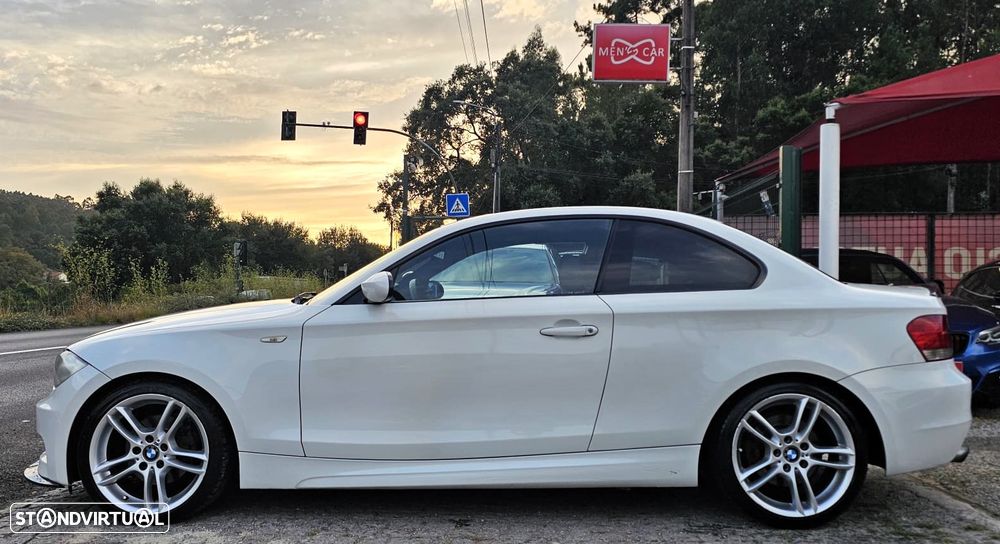 BMW 120 d Aut. Limited Edition Lifestyle c/ M Sport Pack - 3