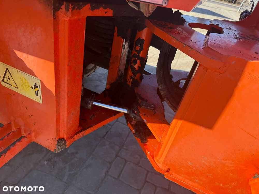 Schaeff SKL 833 - 15