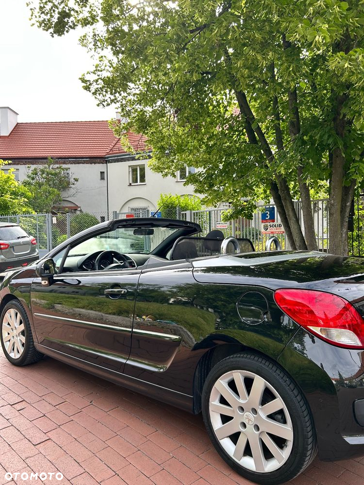 Peugeot 207 - 10