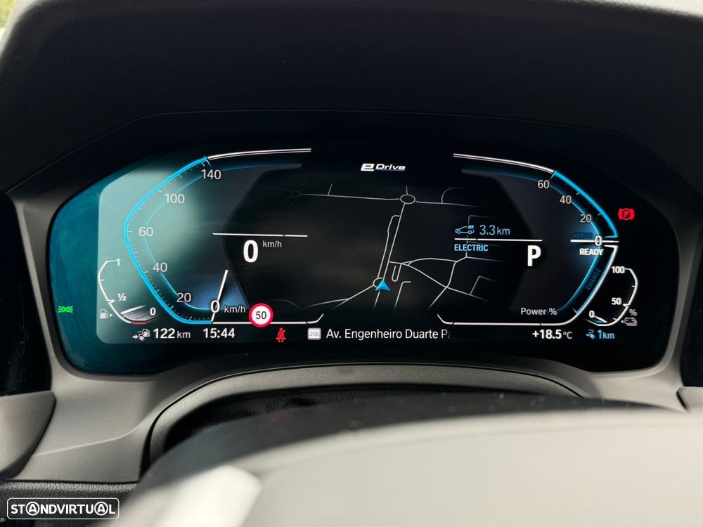 BMW 320 e Touring Auto - 28