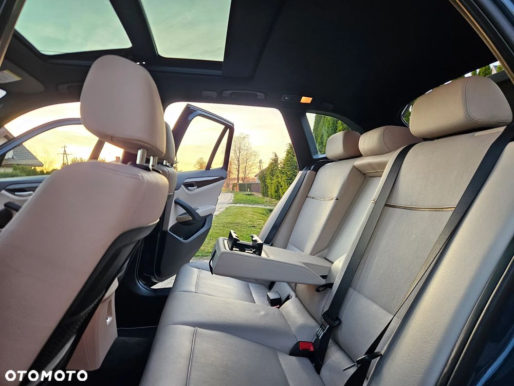 BMW X1 xDrive28i xLine - 22