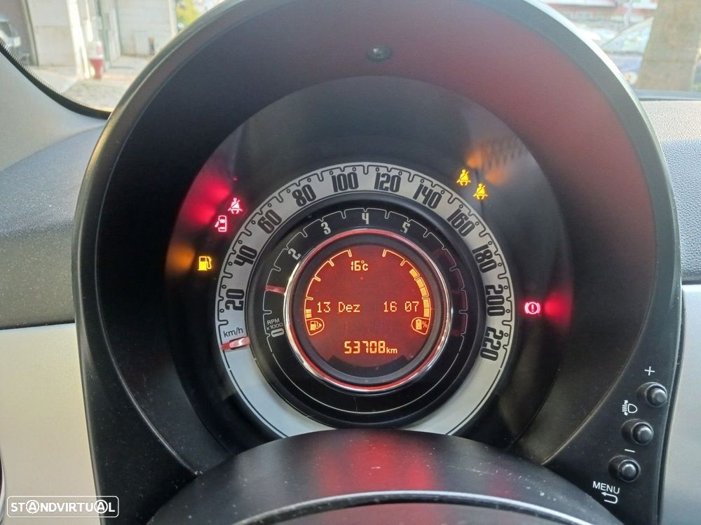 Fiat 500 1.0 Hybrid Connect - 12