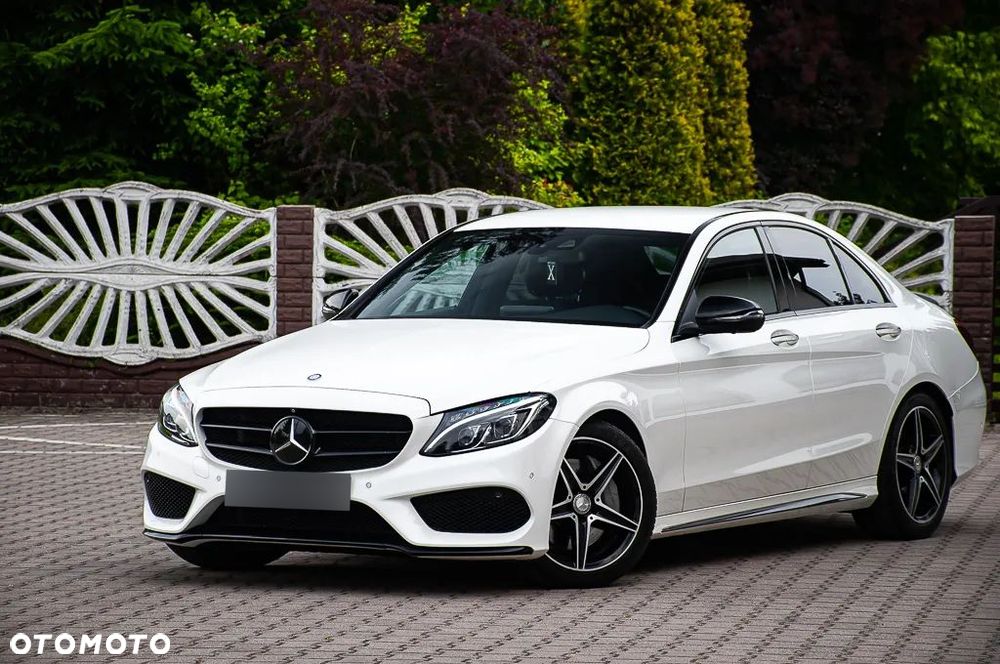 Mercedes-Benz Klasa C 400 4Matic 7G-TRONIC AMG Line - 3