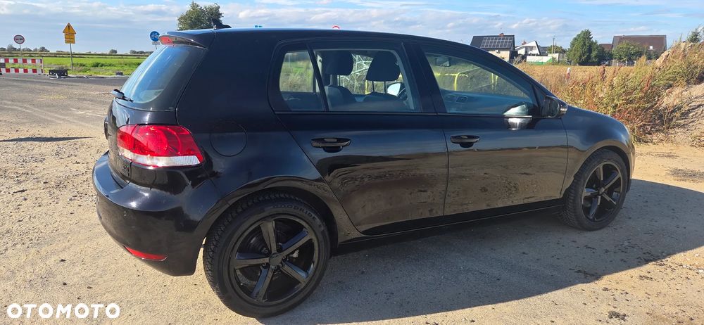 Volkswagen Golf - 30