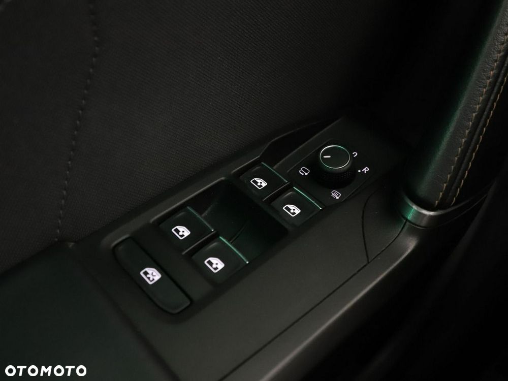 Cupra Formentor 1.4 e-Hybrid DSG - 39