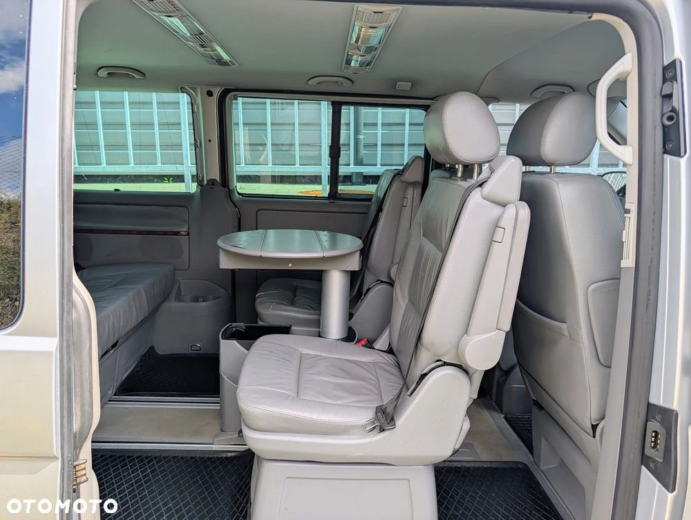 Volkswagen Multivan Multivan Highline Autm - 20