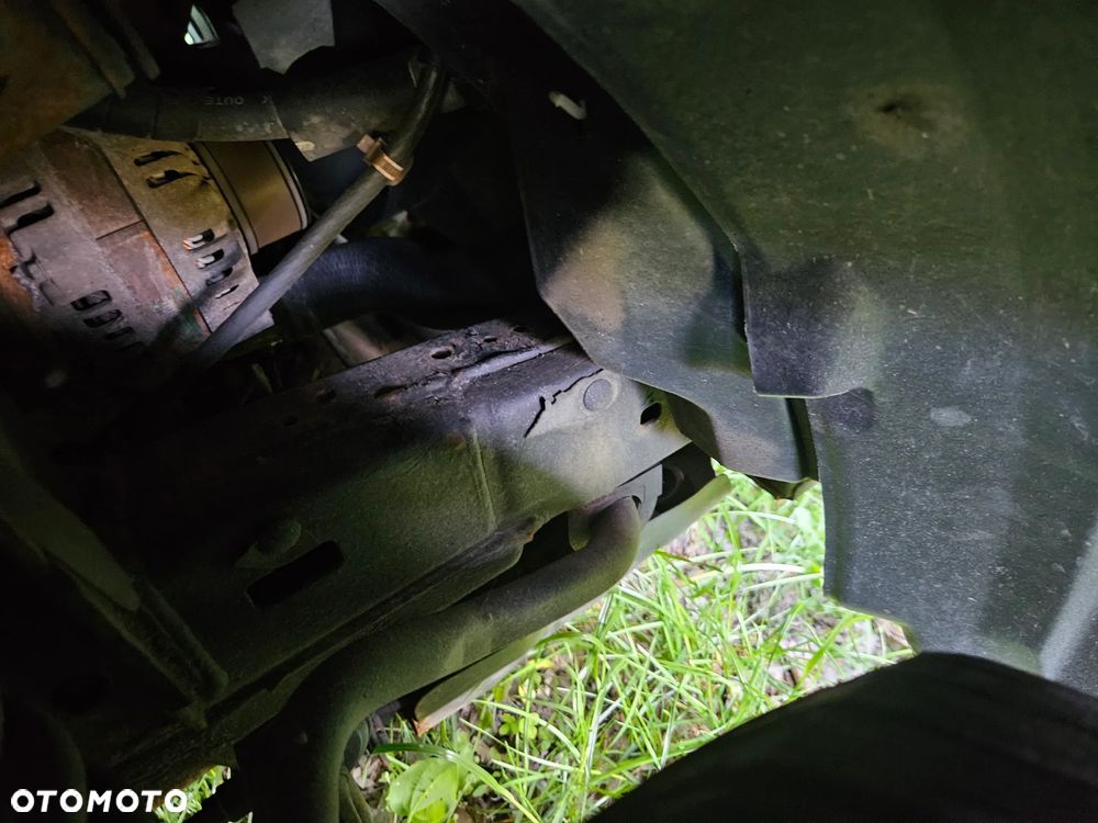 Toyota Land Cruiser 3.0 D Luna - 23