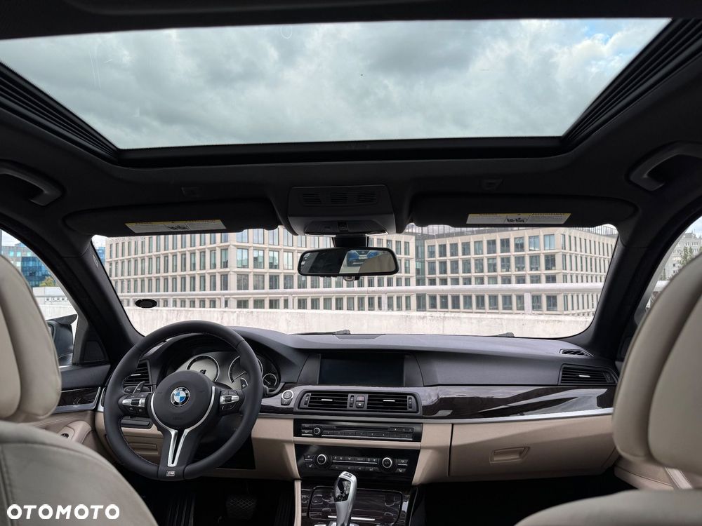 BMW Seria 5 528i - 27