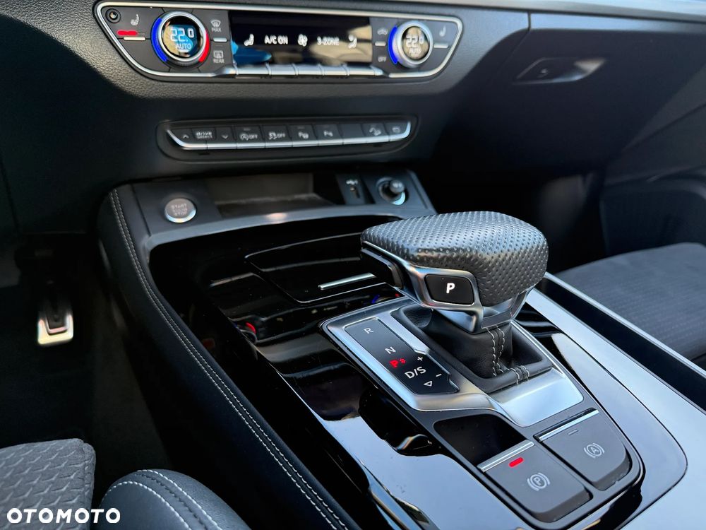 Audi Q5 Sportback 40 TDI quattro S tronic S line business - 24