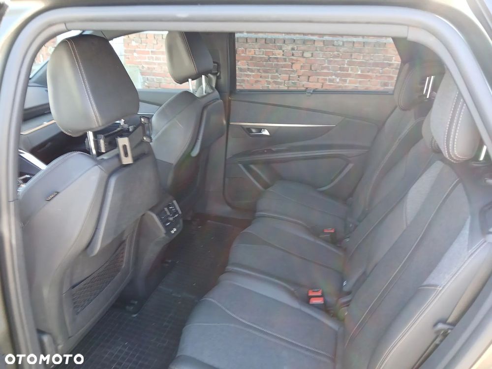 Peugeot 5008 1.6 PureTech GT Line S&S EAT8 - 22