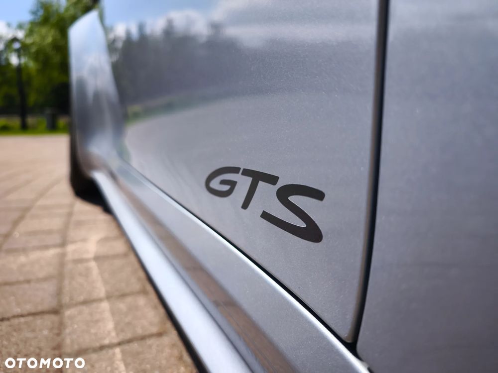 Porsche 911 Carrera GTS PDK - 14
