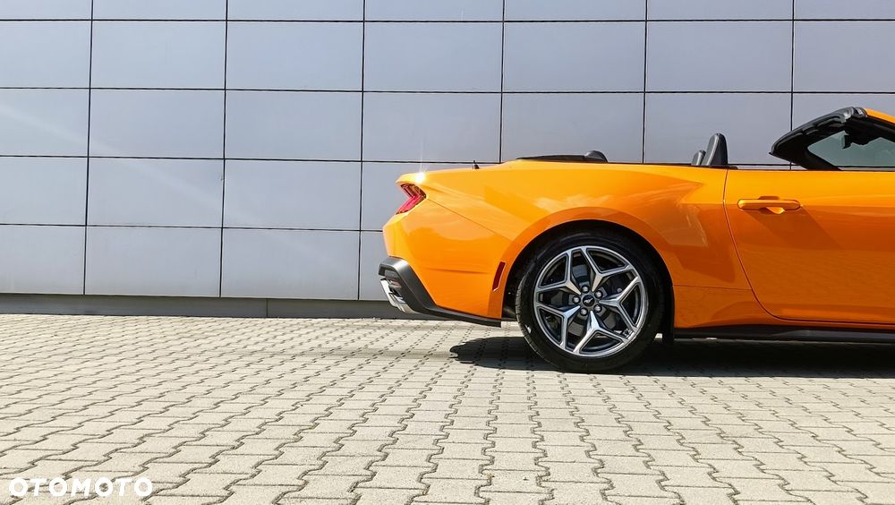 Ford Mustang - 39