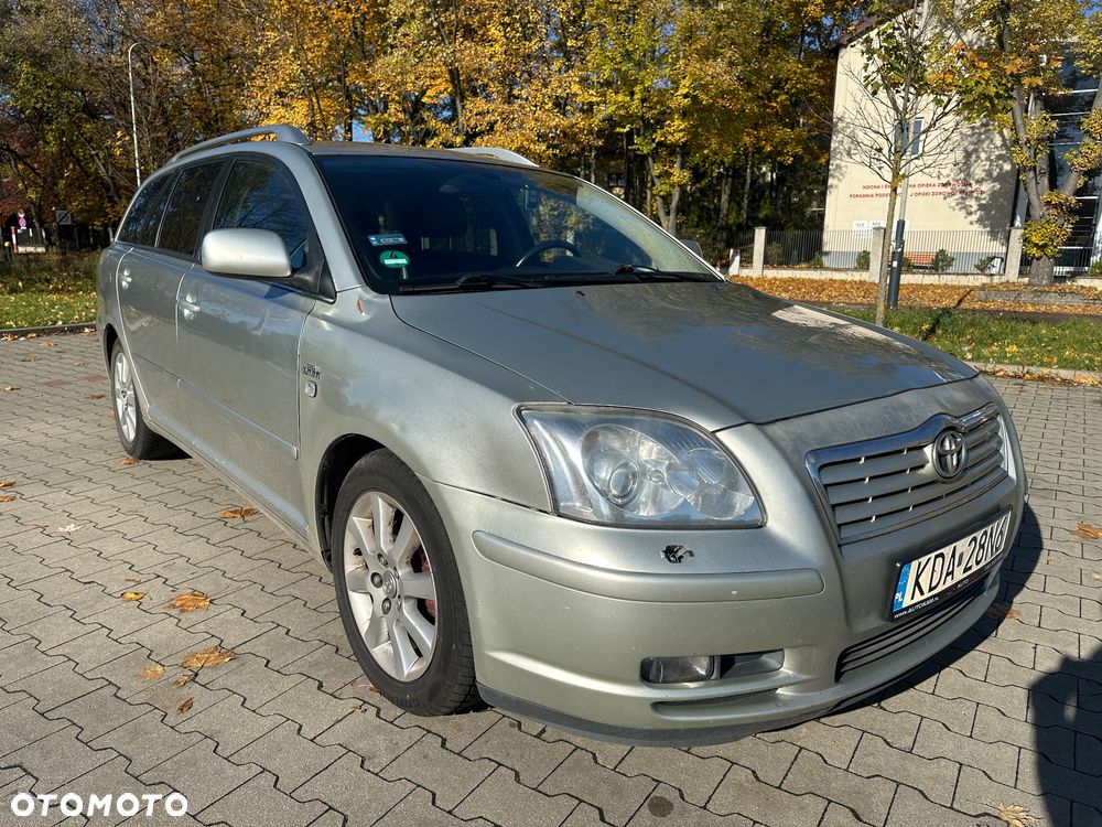 Toyota Avensis 2.2 D-4D Sol - 8