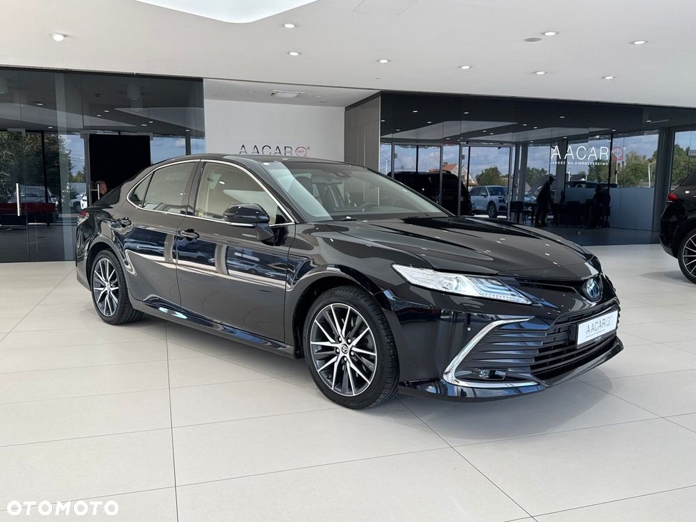 Toyota Camry 2.5 Hybrid Executive CVT - 6